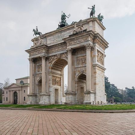 Luxury Apartment Near Arco Della Pace Guerrazzi 9 Milão Exterior foto